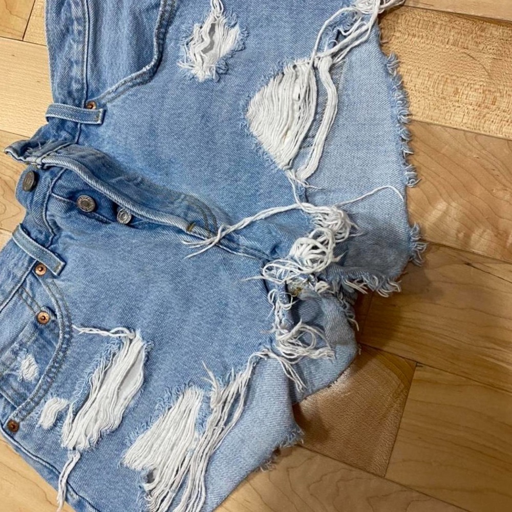 501 Levi Jean Shorts